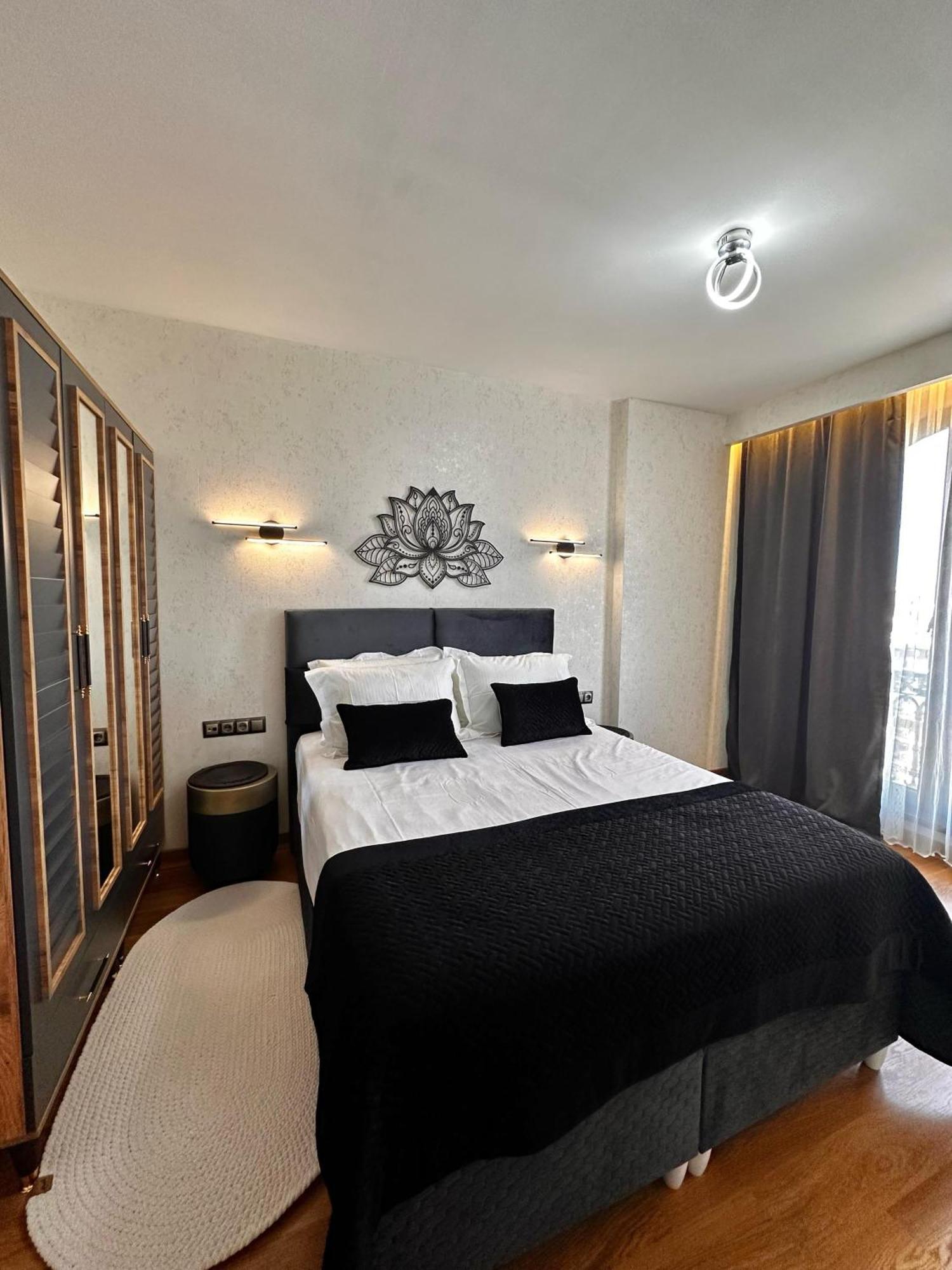 Sabiha Gokcen Hotel Istanbul Houses Ngoại thất bức ảnh