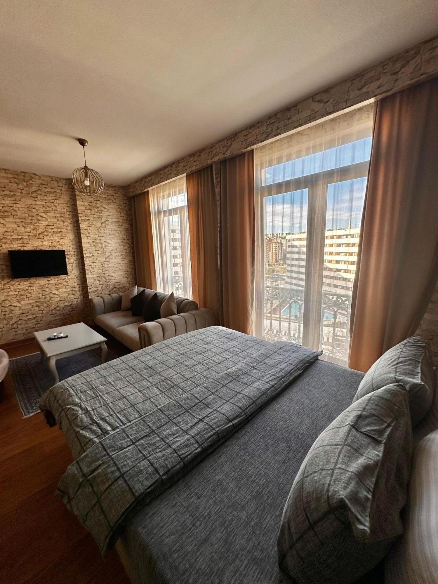Sabiha Gokcen Hotel Istanbul Houses Ngoại thất bức ảnh