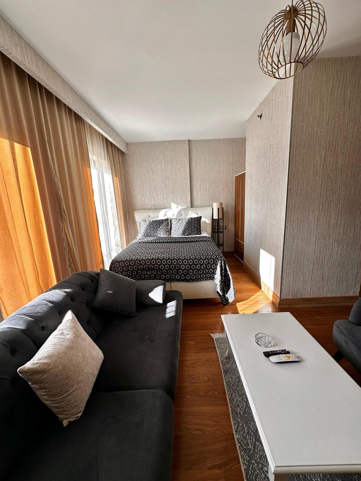 Sabiha Gokcen Hotel Istanbul Houses Ngoại thất bức ảnh