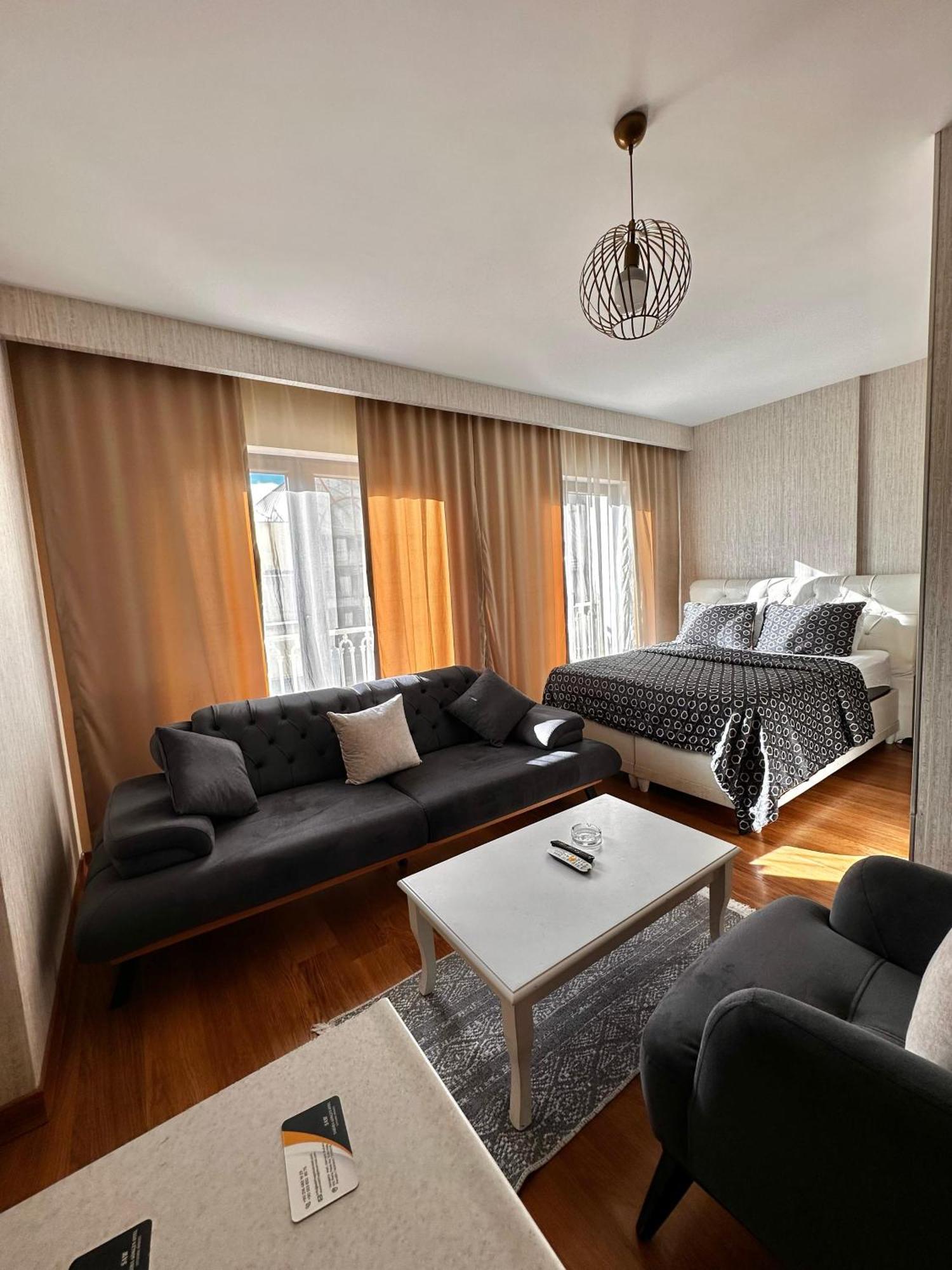 Sabiha Gokcen Hotel Istanbul Houses Ngoại thất bức ảnh